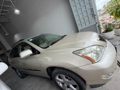 Lexus RX330 ប៉ុង1