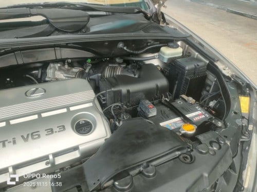 Lexus Rx330 ឆ្នាំ ០5 ប៉ុង  2  ពាក់កណ្ដាល ហ្វូល