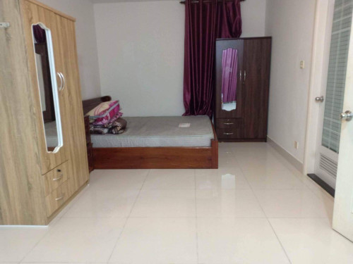Link house for rent at Chabompov