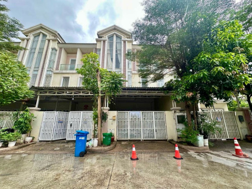 Link Villa A for rent at Borey Chip Mong Land Sensok