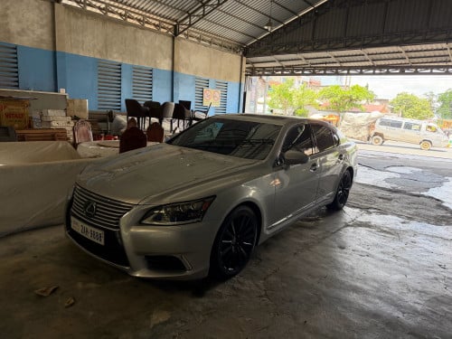 LS 460 ឆ្នាំ​ 2013 ម្ខាស់ចង់លក់​ 20000$ ឡាននៅអ្នកប្រេី​ សូមអាន​ ពត៌មាន​ លំអិតនៅខាងក្រោម