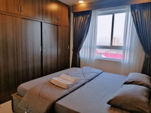 LUXURY 1-BEDROOM