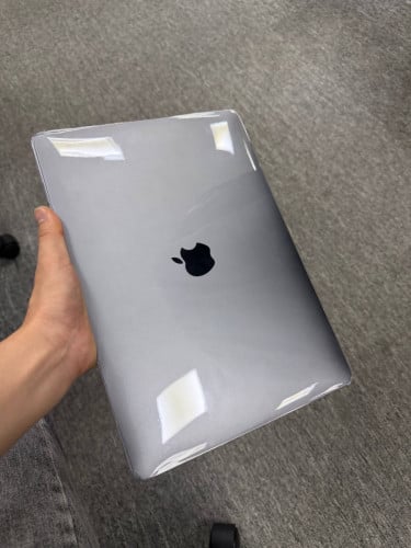 Macbook Air M1 3xx$ លក់អត់បន្ទាន់ទេ