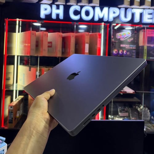 MacBook Pro 16 M2Pro 99%