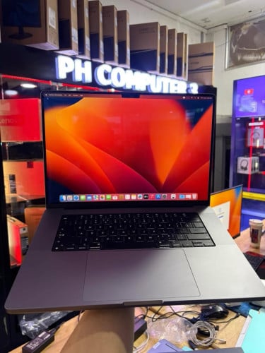 MacBook Pro 16 M2Pro 99%