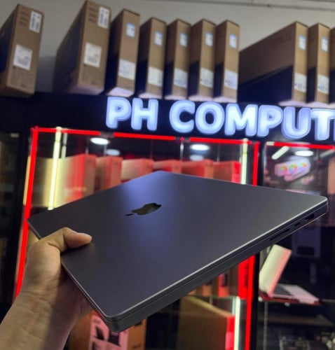MacBook Pro 16 M2Pro 99%