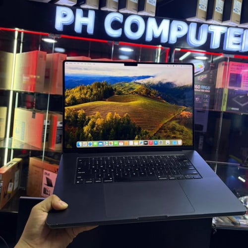 MacBook Pro 16 M3Pro 98%
