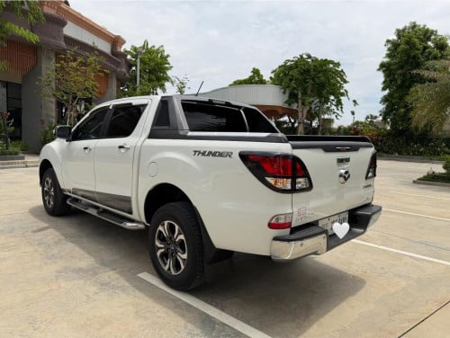 Mazda BT50 Thunder 2021 full 3.2L 4x4 ឡានថ្មីគ្មានទាស់