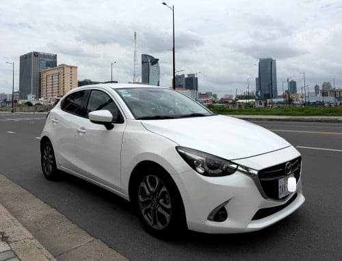 mazda2 ម្ចាស់ដេីម 019 😍