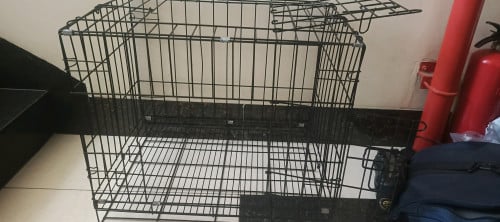 Medium sized animal cage for small dog or cat