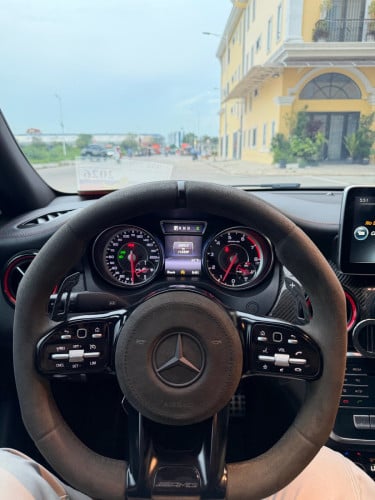 Mercedes Benz CLA45 AMG Edition 1 2015