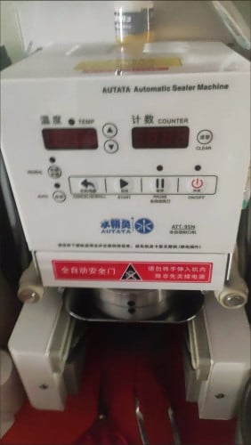Milk tea sealing machine