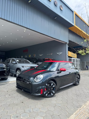 Mini cooper John cooper works electric 2025