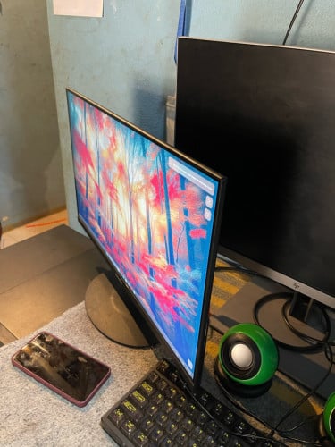 Monitor ថ្មីអត់កេះ