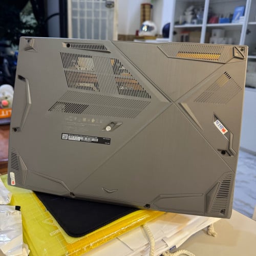 MSI Thin 15 B12VE 2024 CPU i7 ជំនាន់12th | 32GB DDR4 | 1TB M.2 | RTX4050 ស្អាត 99% មានធានា 3 ខែ