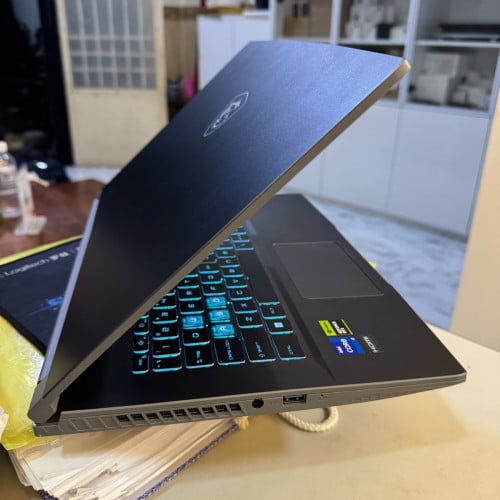 MSI Thin 15 B12VE 2024 CPU i7 ជំនាន់12th | 32GB DDR4 | 1TB M.2 | RTX4050 ស្អាត 99% មានធានា 3 ខែ
