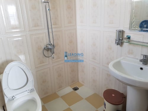 N1022 | Elevator 2 Bedrooms Apartment For Rent Free Wifi