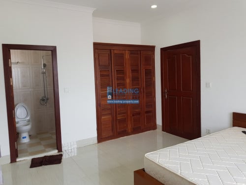 N1022 | Elevator 2 Bedrooms Apartment For Rent Free Wifi