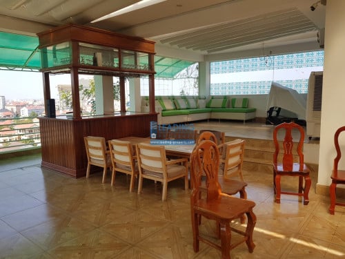 N1022 | Elevator 2 Bedrooms Apartment For Rent Free Wifi