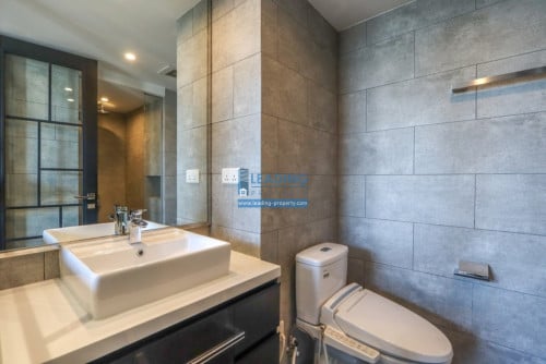 N1061 | BKK1 Modern Studio Condo with Swimming Pool & Gym For Rent