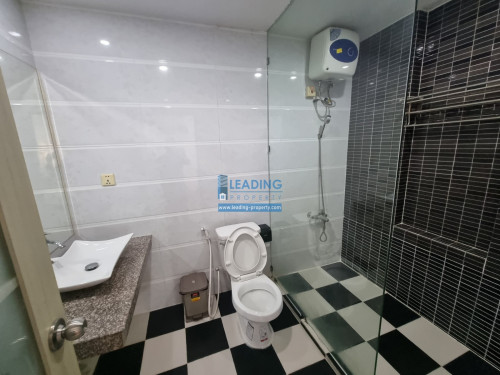 N305 | 1 Bedroom Apartment For Rent Near Toul Sleng Museum Free Wifi