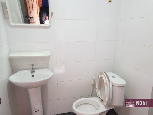 N341 | Furnished Studio Apartment For Rent With Private Balcony in BKK3 For Rent