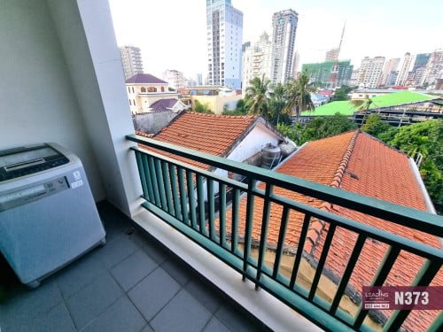 N373 | BKK1 - Nice Serviced Apartment 1 Bedroom with Pool and Gym