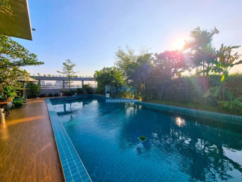 N373 | BKK1 - Nice Serviced Apartment 1 Bedroom with Pool and Gym