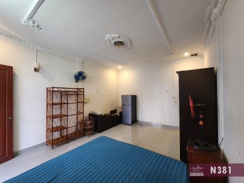 N381 | Studio without kitchen for rent near riverside