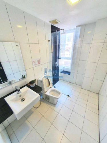 N506 | 3 Bedrooms Penthouse Apartment For Rent in BKK3 with gym and pool