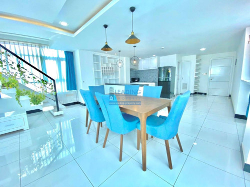 N506 | 3 Bedrooms Penthouse Apartment For Rent in BKK3 with gym and pool