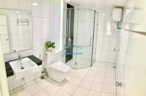N506 | 3 Bedrooms Penthouse Apartment For Rent in BKK3 with gym and pool