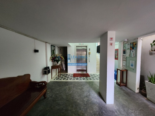N562  | BKK3 Western 2 Bedrooms Apartment For Rent
