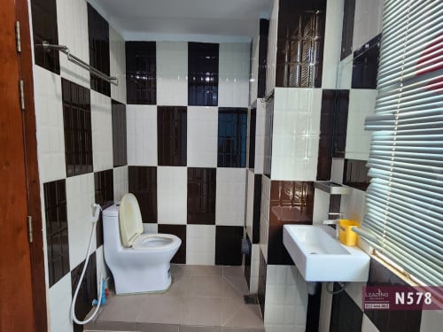 N578 | Top Floor Bright and clean Studio For Rent Near CJCC / Toul Kork