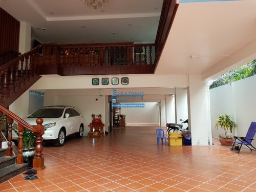 N594 | Western Serviced Apartment 1 Bedroom Unit For Rent Near Russian Market