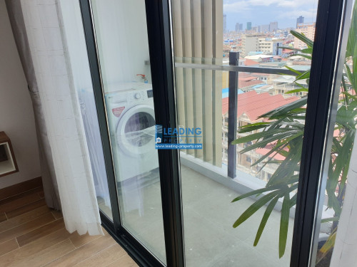 N751 | Toul Svay Prey Studio Apartment with Swimming Pool For Rent