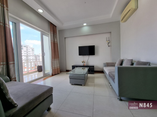 N845 | Bright Apartment 1 Bedroom For Rent Near Russian Market