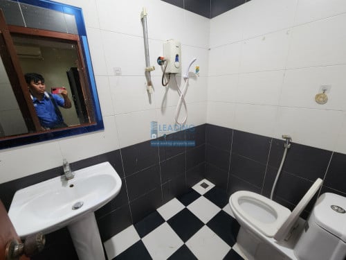 N885 | Economical 2 Bedrooms Apartment For Rent