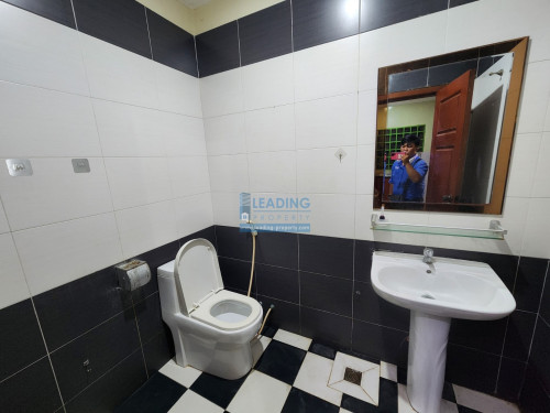 N885 | Economical 2 Bedrooms Apartment For Rent
