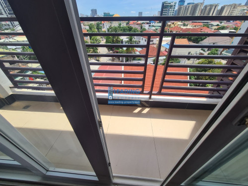 N924 | Western Serviced Apartment For Rent in Toul Kork Area