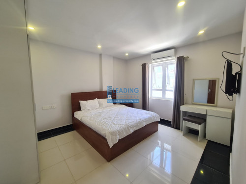 N960 | Western Bright and Clean 1 Bedroom Apartment For Rent in Boeng Trabek Area