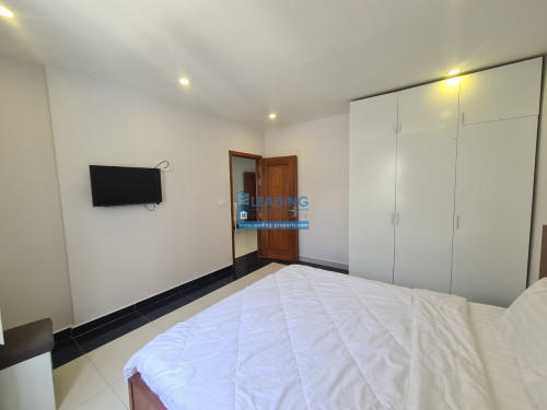 N960 | Western Bright and Clean 1 Bedroom Apartment For Rent in Boeng Trabek Area