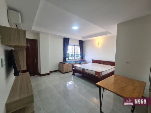 N969 | Nice Studio with Private Balcony For Rent in Chroy Changva Area
