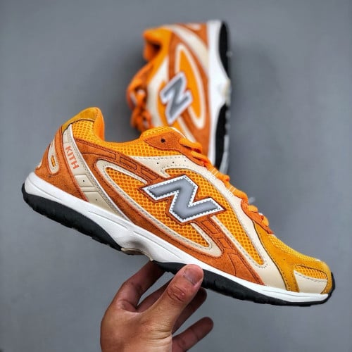 New Balance 204L Sneakers