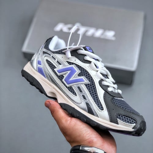New Balance 204L Sneakers