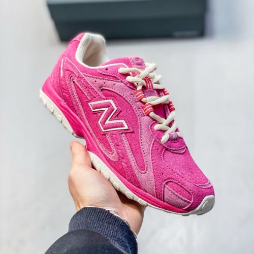 New Balance 204L Sneakers