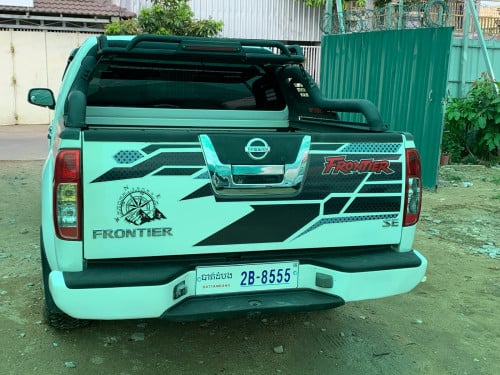 Nissan Frontier ឆ្នាំ 05 ប៉ុង1 សាំង + ហ្គាស