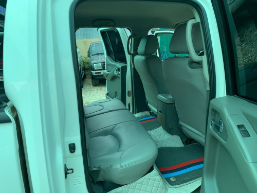 Nissan Frontier ឆ្នាំ 05 ប៉ុង1 សាំង + ហ្គាស