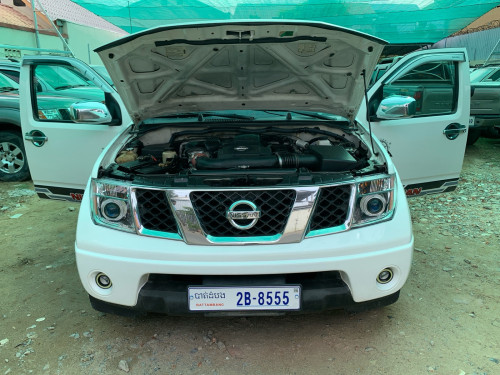 Nissan Frontier ឆ្នាំ 05 ប៉ុង1 សាំង + ហ្គាស