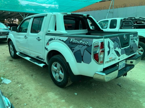 Nissan Frontier ឆ្នាំ 07 ប៉ុង1